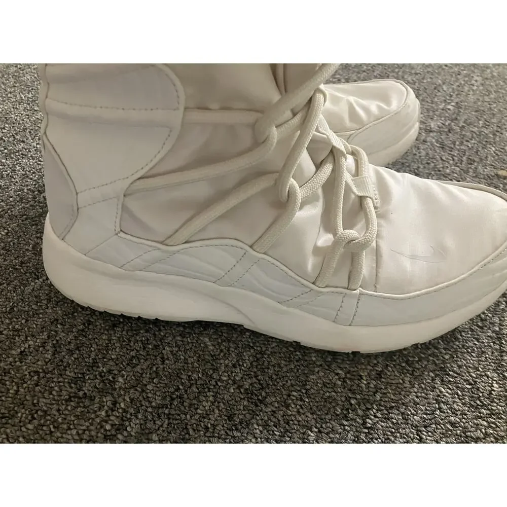 Nike white solid